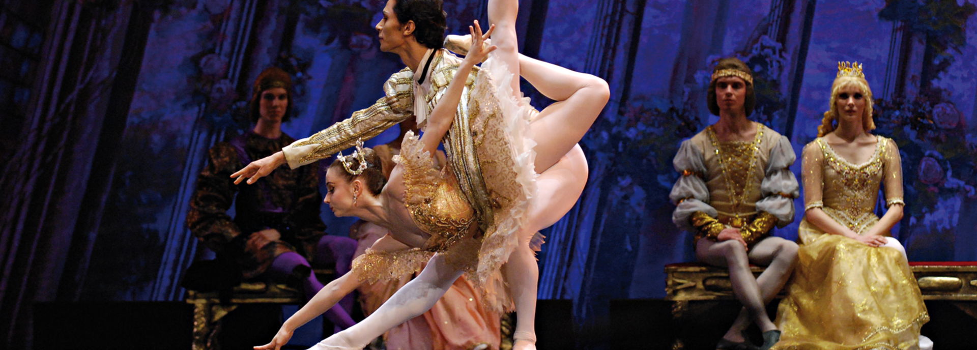 De Staatsopera van Tatarstan betovert jong en oud met het magische sprookjesballet Sleeping Beauty, met muziek van Tsjaikovski en de virtuoze choreografie van Pepita. Een must-see voor balletliefhebbers.